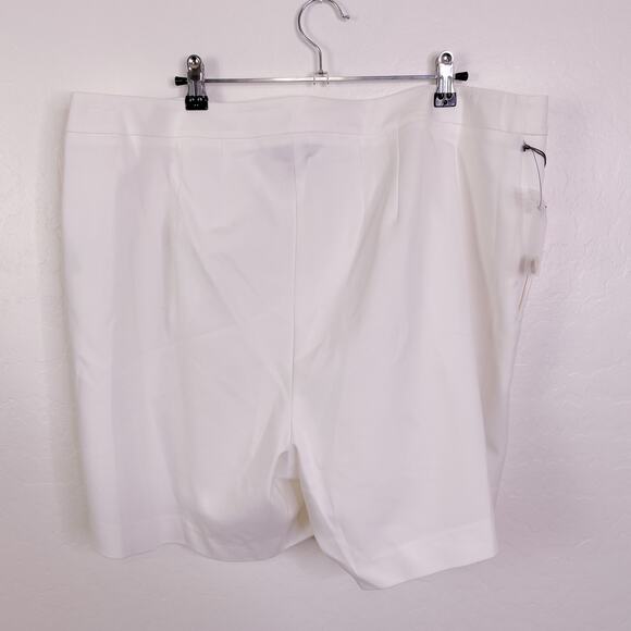 Vince Camuto Plus Size Double Weave Button Front Shorts Ivory size 24W NWT - Picture 6 of 9